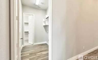 Main picture of 9601 Oxbow Ln