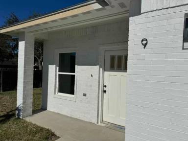Main picture of 1806 Atrium Place Dr