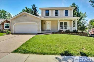 Main picture of 1014 Oakwood Farms Ln