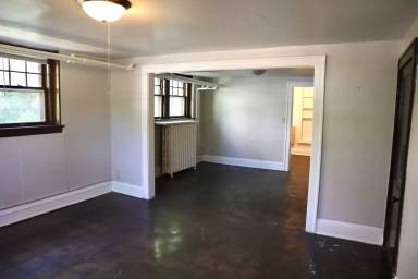 Main picture of 2222 Marshall Ave