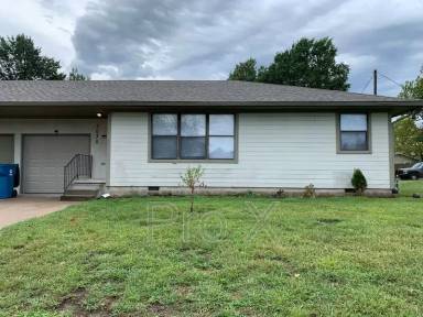 Main picture of 3028 W 15th St