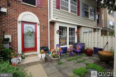 Main picture of 593 Boysenberry Ln