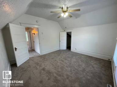 Main picture of 1204 NE Dekum St