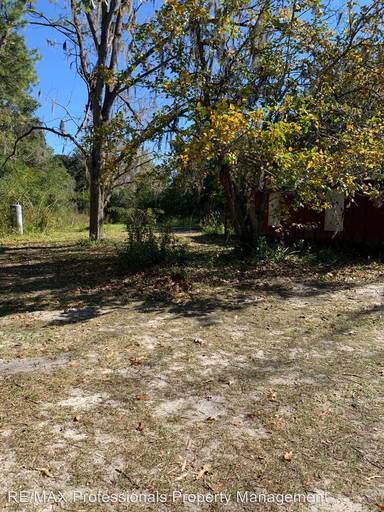 Main picture of 2653 SW State Road 47