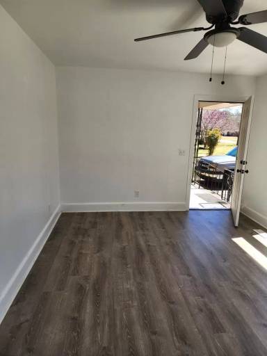 Main picture of 1117 Clarendon Ave