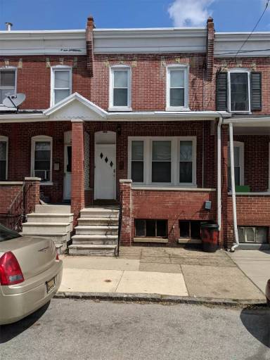 Main picture of 2819 W 2nd St