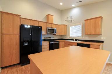 Main picture of 4811 Cleveland Ln