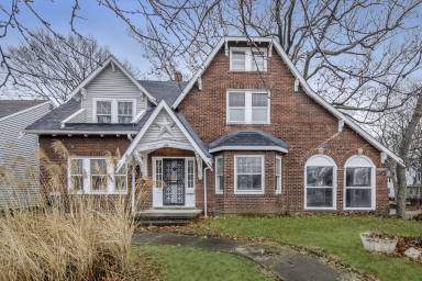 Main picture of 12980 Cedar Rd