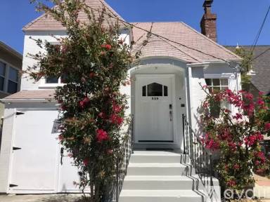 Main picture of 707 Carmel Ave