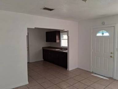 Main picture of 6812 Thomas Cir