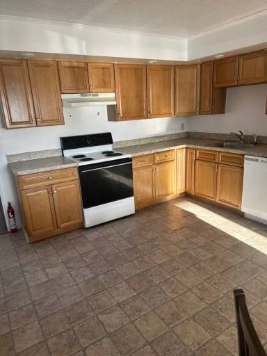 Main picture of 219-221 W End Rd