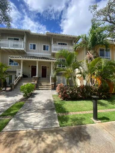 Main picture of 533 Manawai St