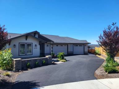 Main picture of 4581 SW Zenith Point Ct