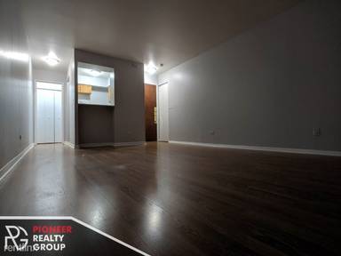 Main picture of 1040 W Hollywood Ave Apartments