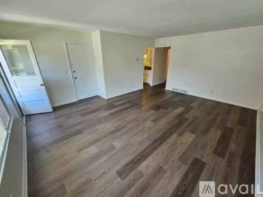 Main picture of 4594 N 84th St