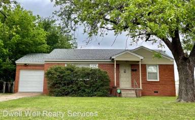 Main picture of 6333 E 4th Pl