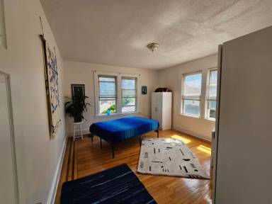 Main picture of 107 Vassar Ave