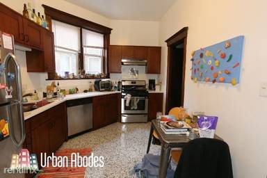 Main picture of 2113 W Concord Pl