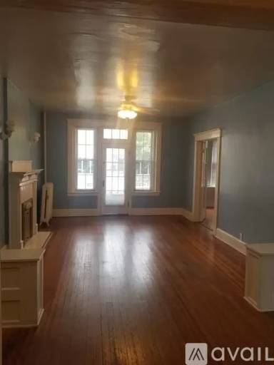 Main picture of 911 Westover Ave