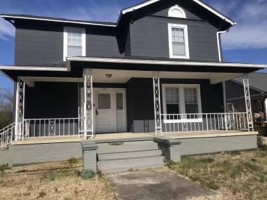 Main picture of 1307 Summit Ave