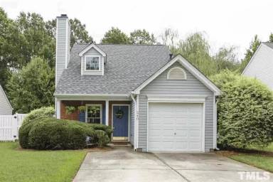 Main picture of 204 Adefield Ln