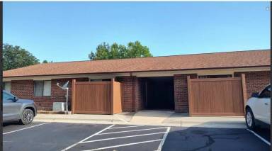 Main picture of 313 Leasburg Rd