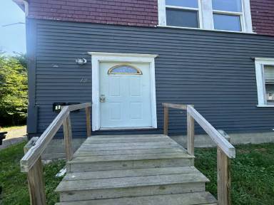 Main picture of 12 Boynton St