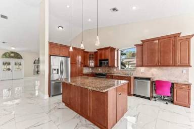 Main picture of 5872 NW 73rd Ct