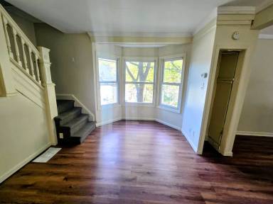 Main picture of 420 N 12th St