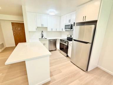 Main picture of 470 Warren Dr