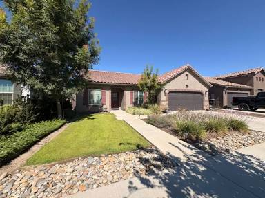 Main picture of 1121 S Manzanita St