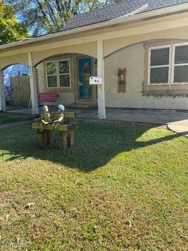 Main picture of 4913 Gladstone Blvd