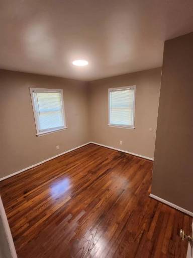 Main picture of 2828 Club Plaza Rd