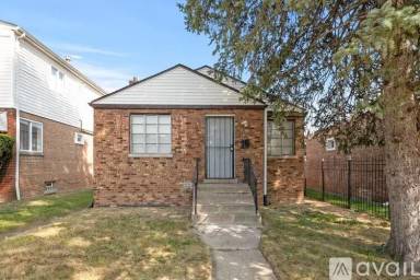 Main picture of 10036 S Paxton Ave