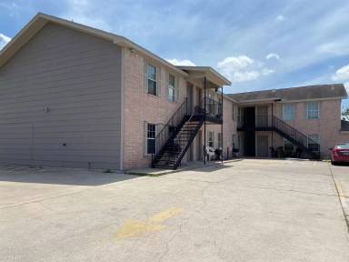 Main picture of 303 Gastel Cir