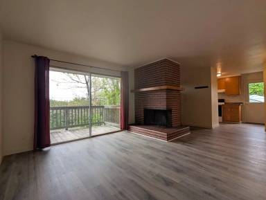 Main picture of 2541 Jefferson St
