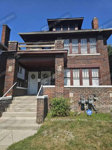 Main picture of 3764 Pingree St