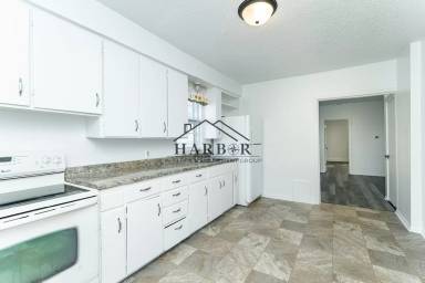 Main picture of 315 5th Ave NW