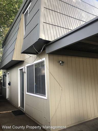 Main picture of 627 Mill St