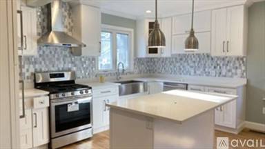 Main picture of 59 Russell Park