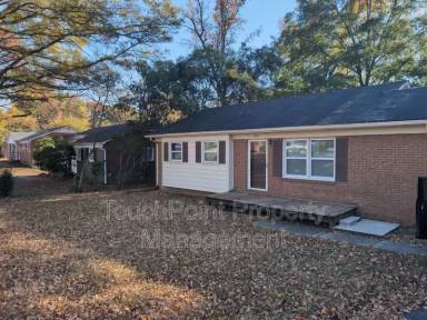 Main picture of 448 E John St