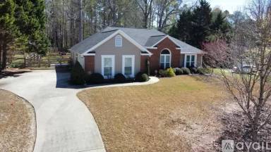 Main picture of 110 Inland Cir