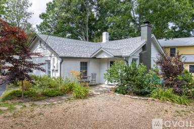 Main picture of 205 Old Haw Creek Rd