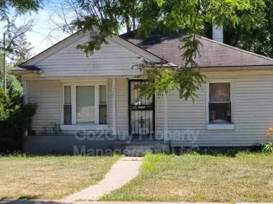 Main picture of 19401 Lyndon St