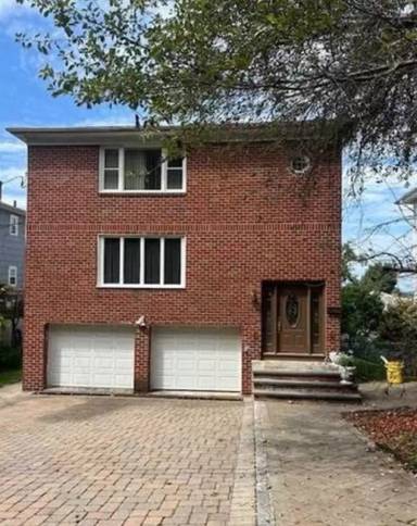 Main picture of 443 5th St