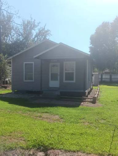 Main picture of 1054 Bill Clause Dr