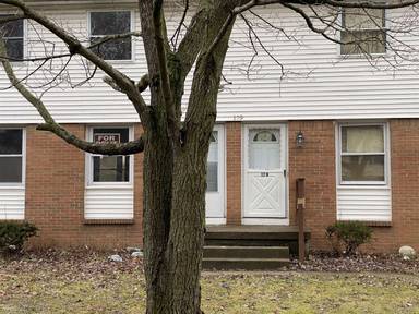 Main picture of 179 Fairgreen Dr