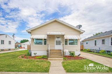 Main picture of 514 W 12th St