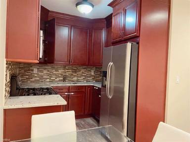 Main picture of 5281 Amboy Rd