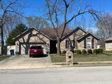 Main picture of 5461 S Cloverdale Ln